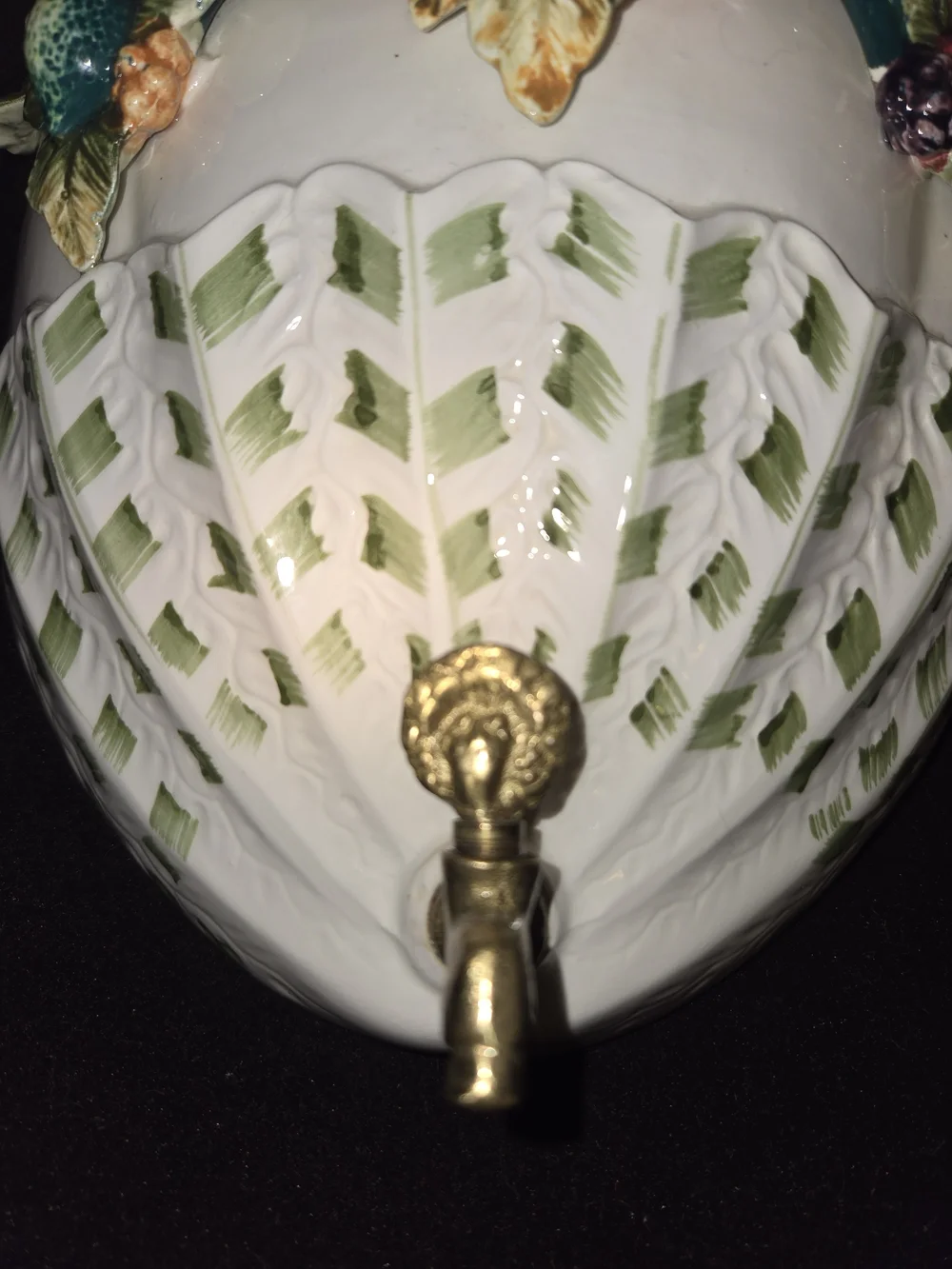 Vintage Andrea by Sadek Ceramic Wall Fountain Lavabo Fruit Lattice Spigot Japan